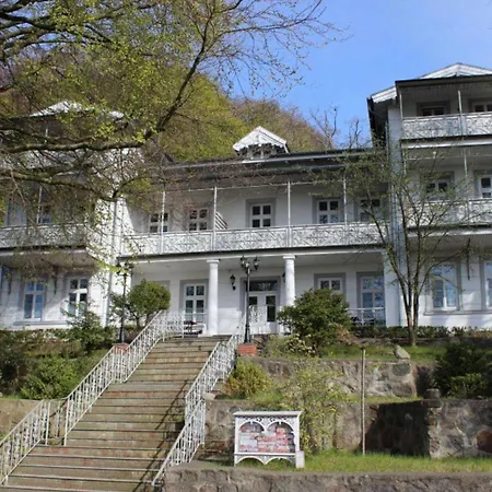 Sanssouci Sandburg Binz